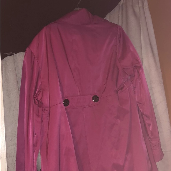 Hot pink rain coat/ jacket - Picture 4 of 4